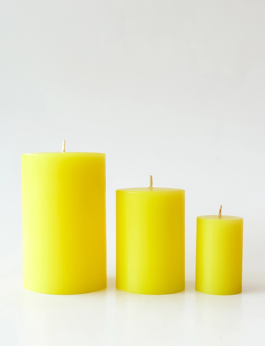 Frangipani Pillar Candle view 2