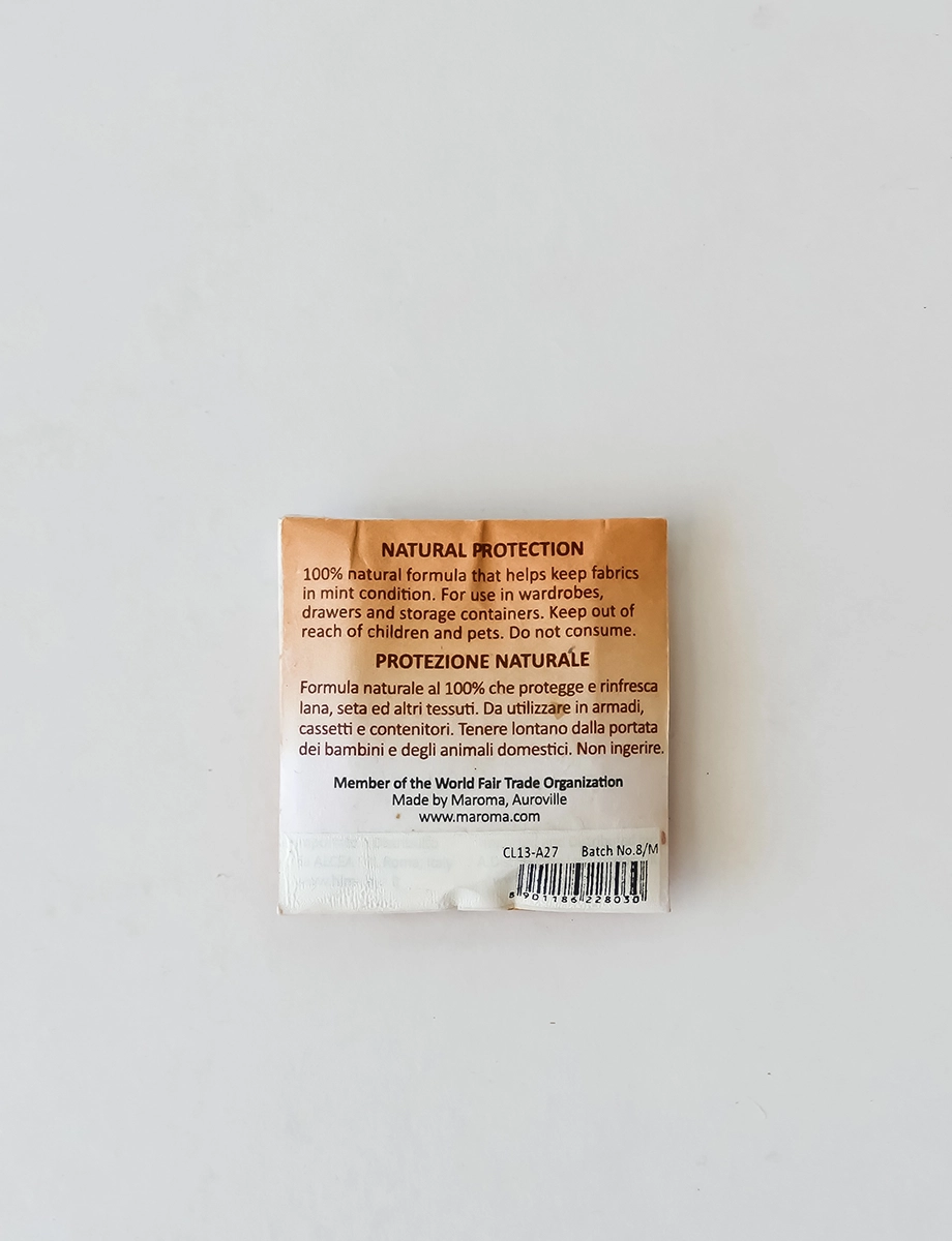 Cedarwood Mini Sachet – Pack of 5 view 3