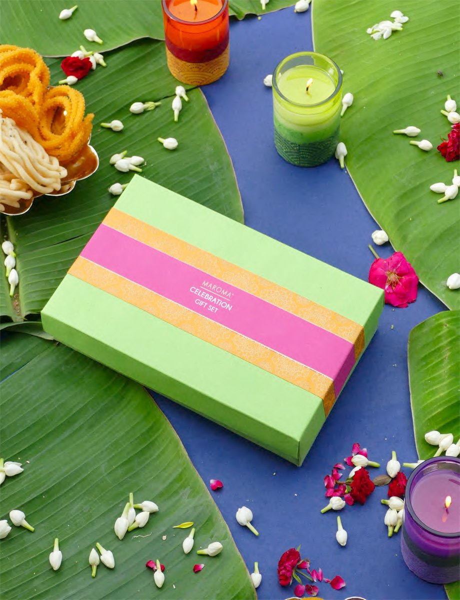 Roses and Radiance Gift Set view 2