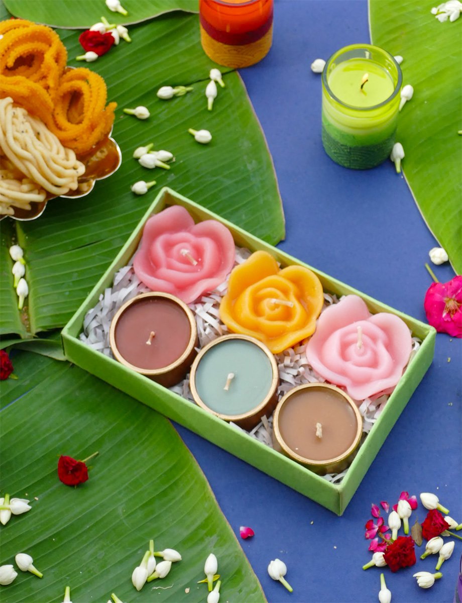Roses and Radiance Gift Set view 3