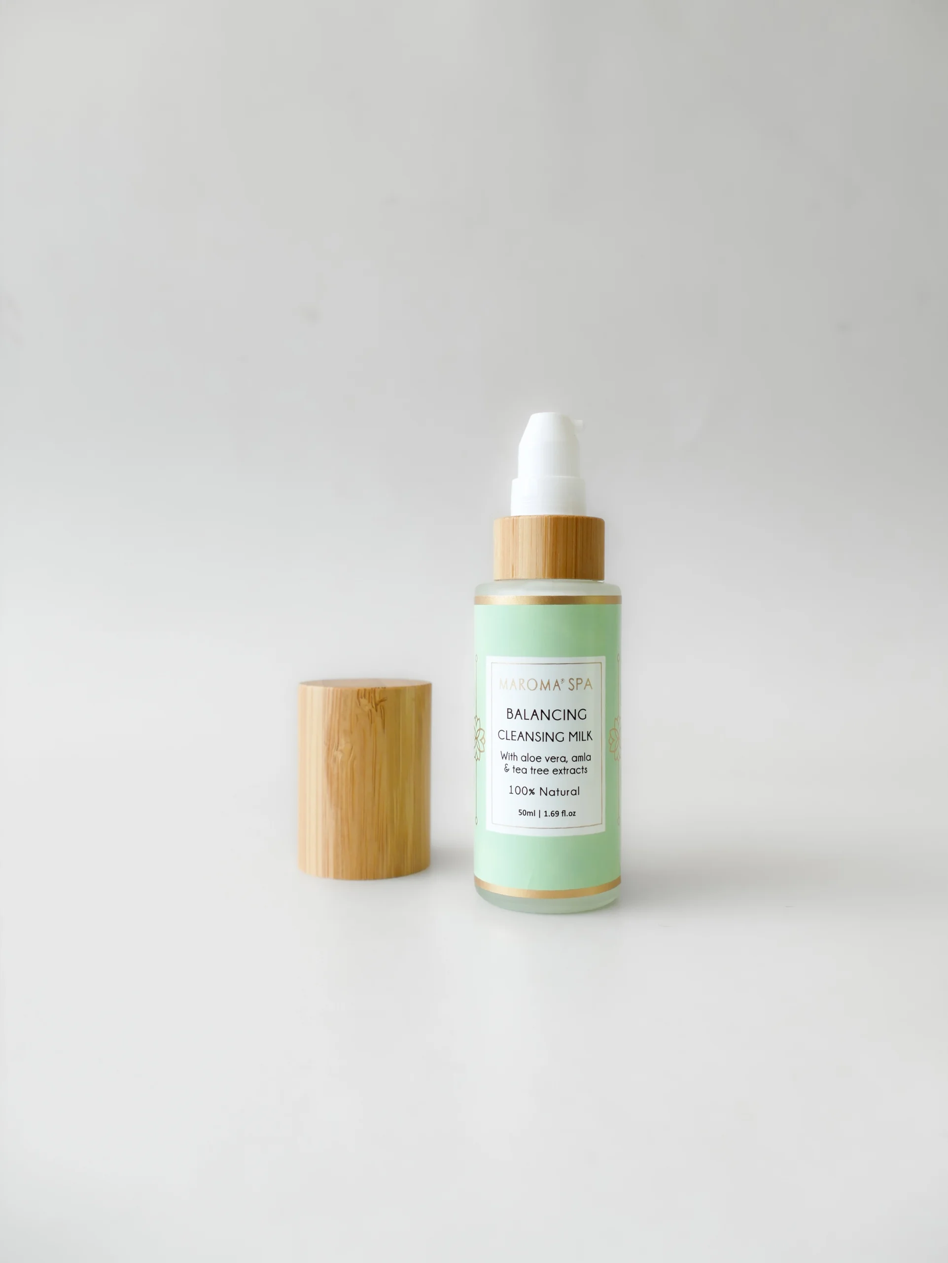 CLEANSING MILK – With Aloe Vera, Amla & Tea Tree  Extracts view 3