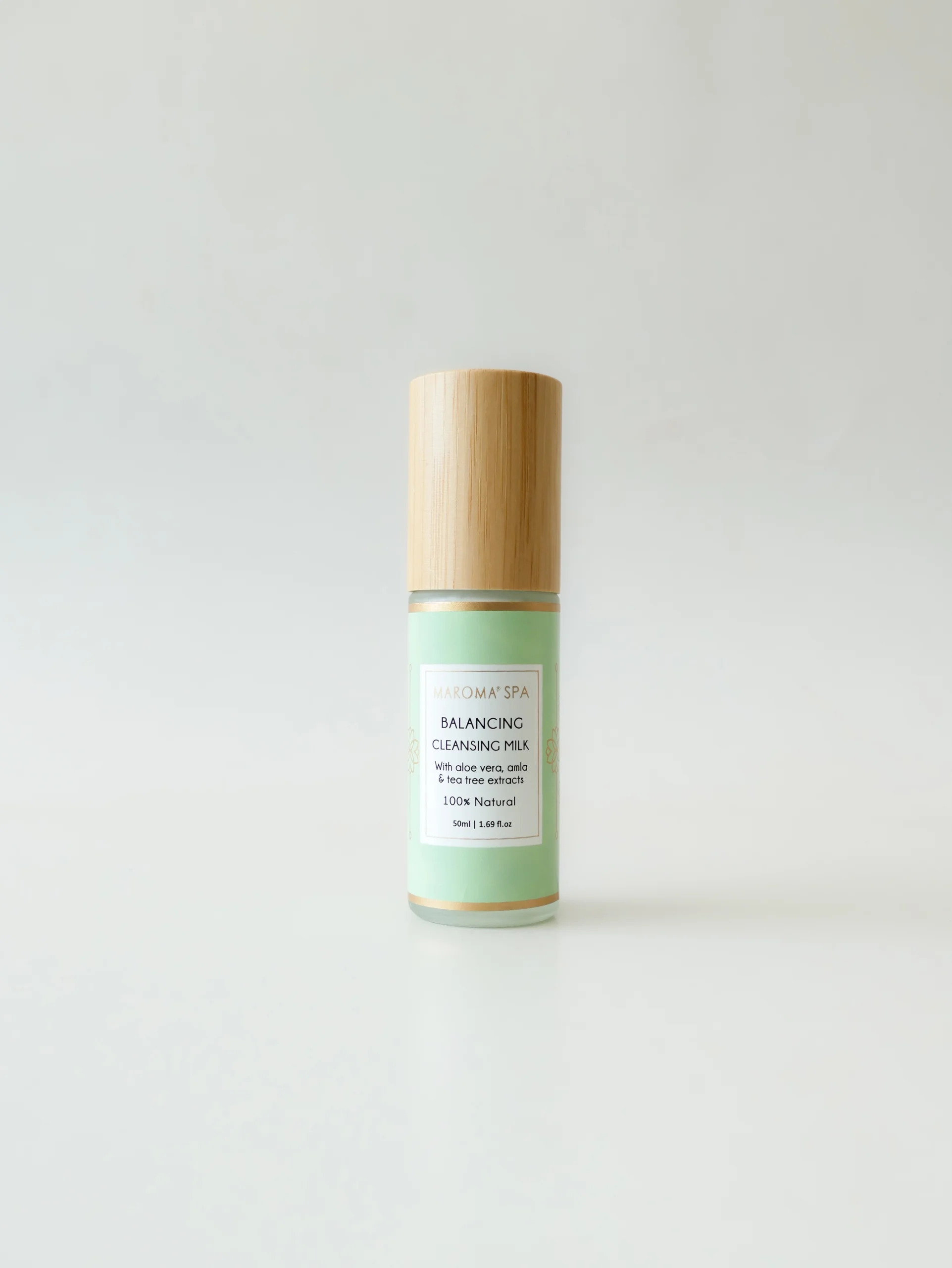 CLEANSING MILK – With Aloe Vera, Amla & Tea Tree  Extracts view 2