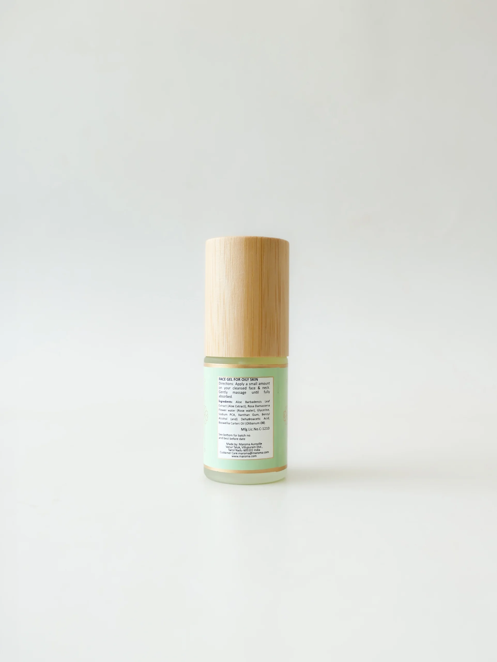 Face Gel with Olibanum & Aloe Vera Extract view 4