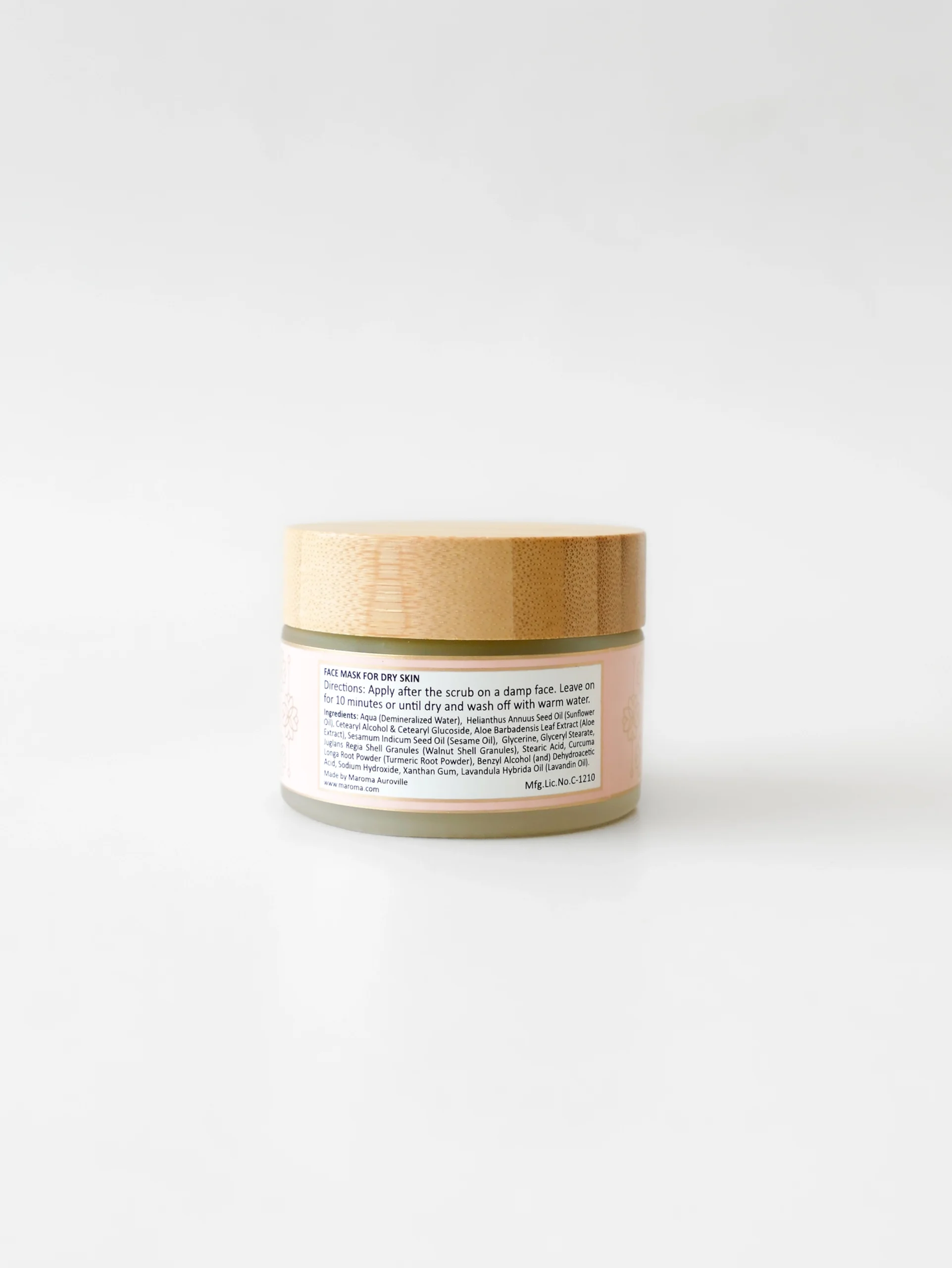 Face Scrub with Turmeric and Walnut Shell view 3